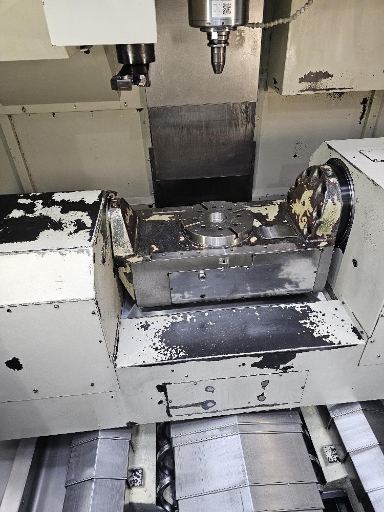 Machining Centres/Hardinge Bridgeport 5AX - 500